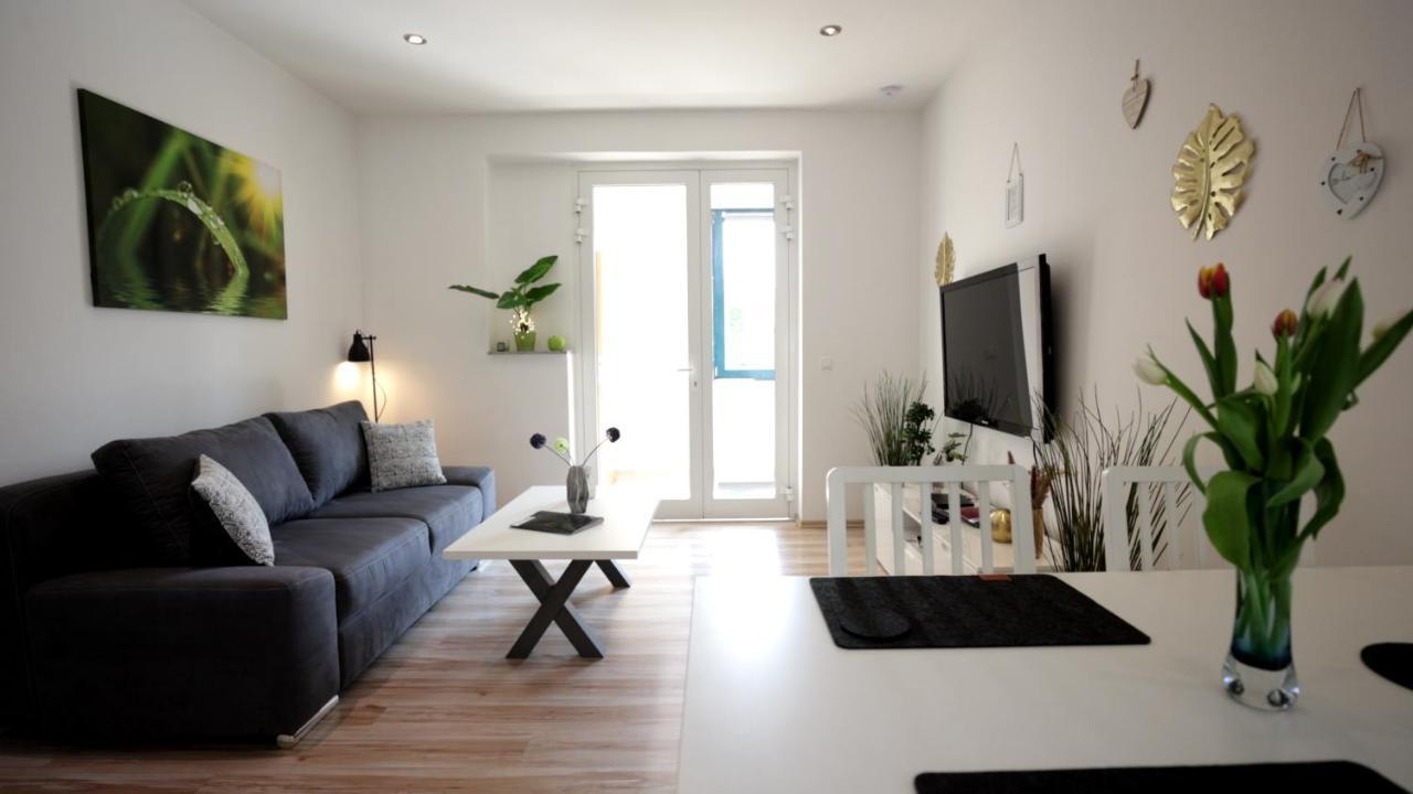 Lovely Hohen Neuendorf Bagian luar foto